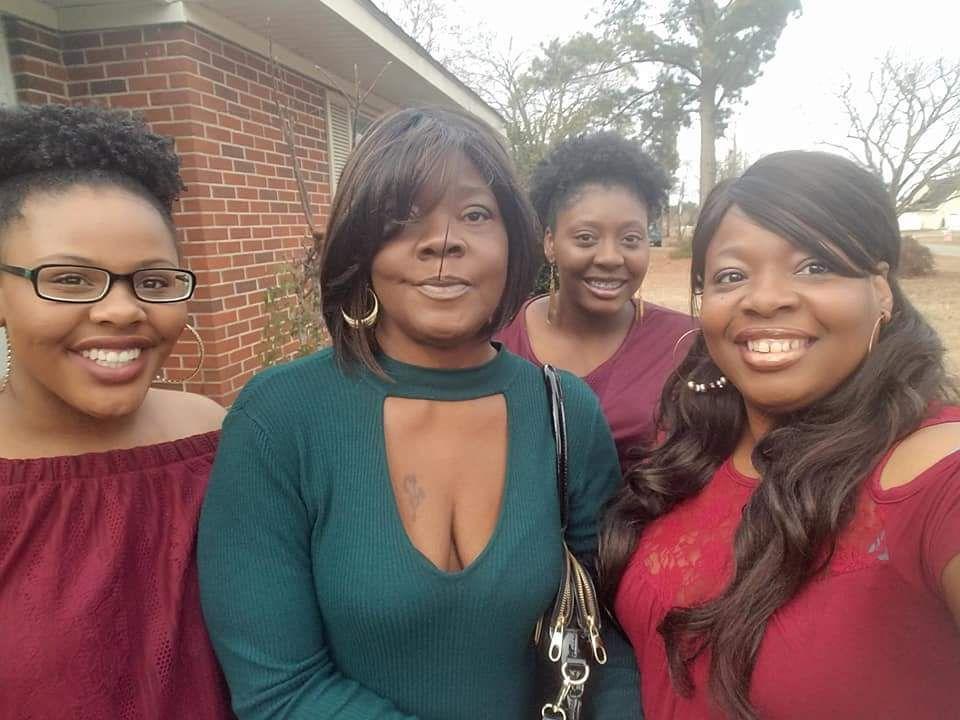 Barbara Love-Nisely with daughter Shemeka Nisely & grand-daughters, SeQouia Nisely & Victoria Garland-Nisely 